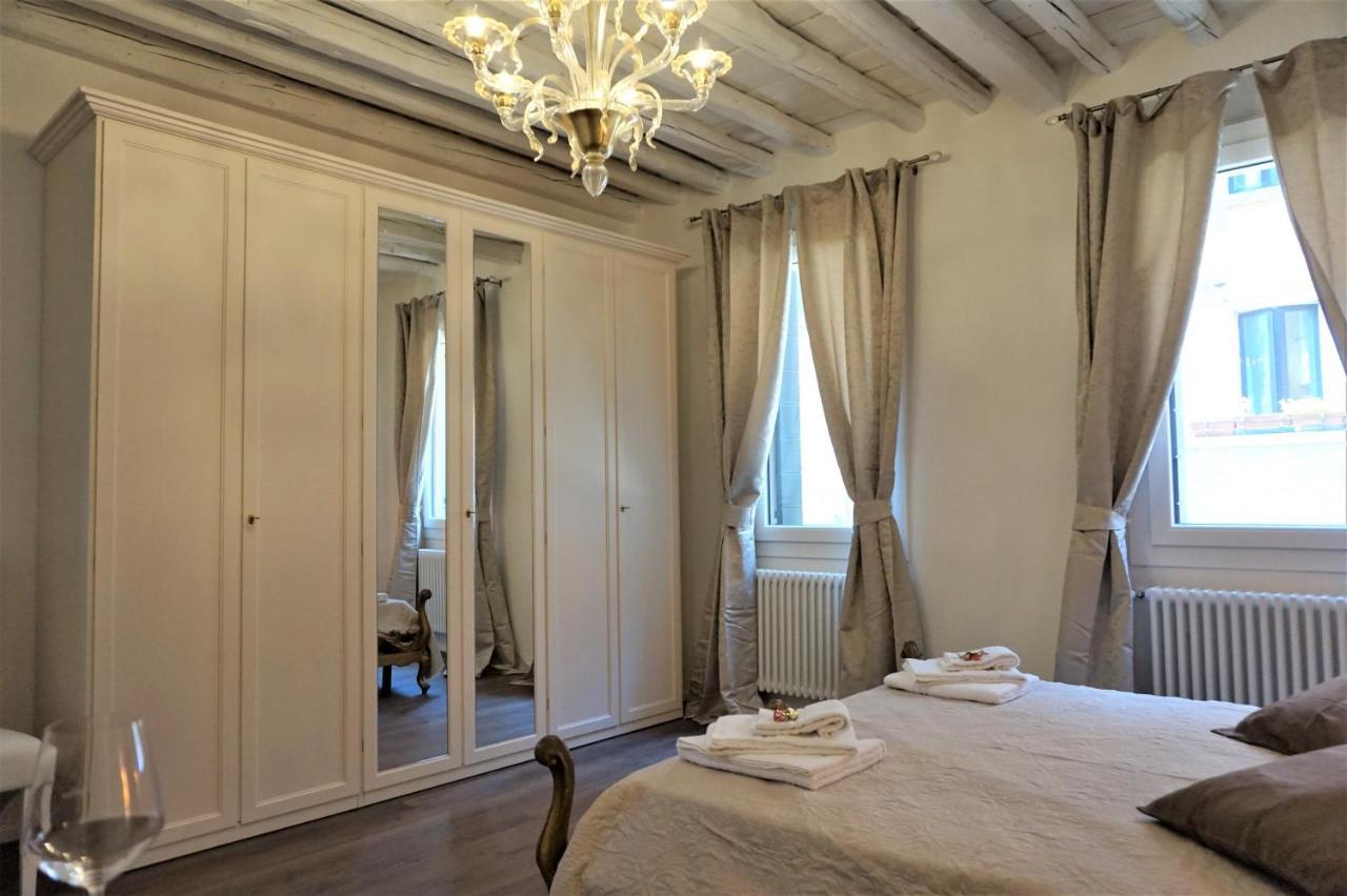 Sara S Luxury Home Five Minutes From Piazza San Marco 베니스 외부 사진