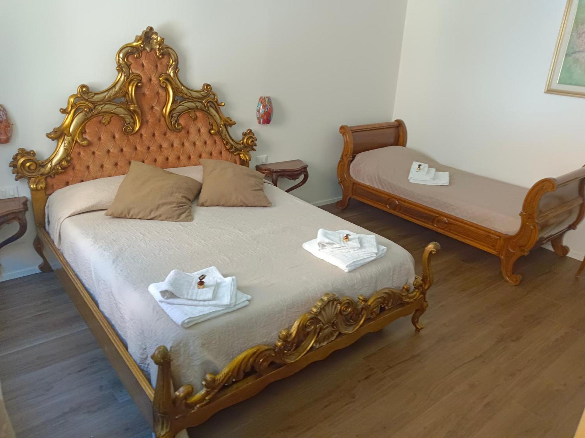 Sara S Luxury Home Five Minutes From Piazza San Marco 베니스 외부 사진